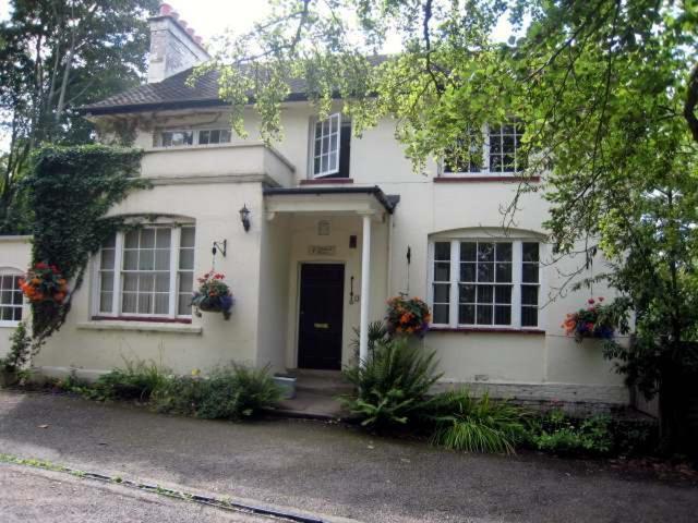Bluebell House Otel Windsor Dış mekan fotoğraf