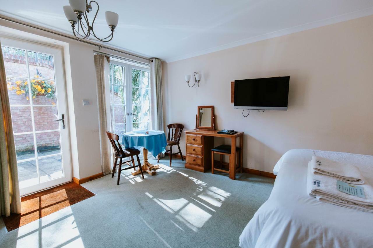 Bluebell House Otel Windsor Dış mekan fotoğraf